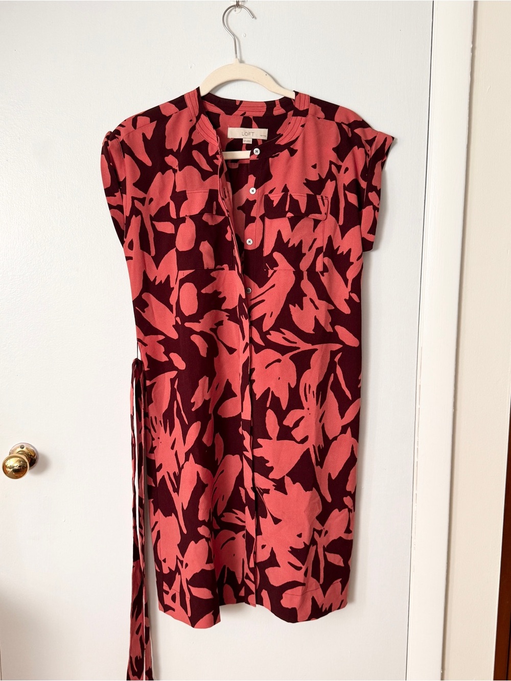 LOFT Tie-Waist Button-Up Dress in Burgundy and Coral Floral - Picture 5 of 9